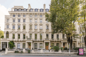 Deluxe Two-Bedroom Apartments Kensington